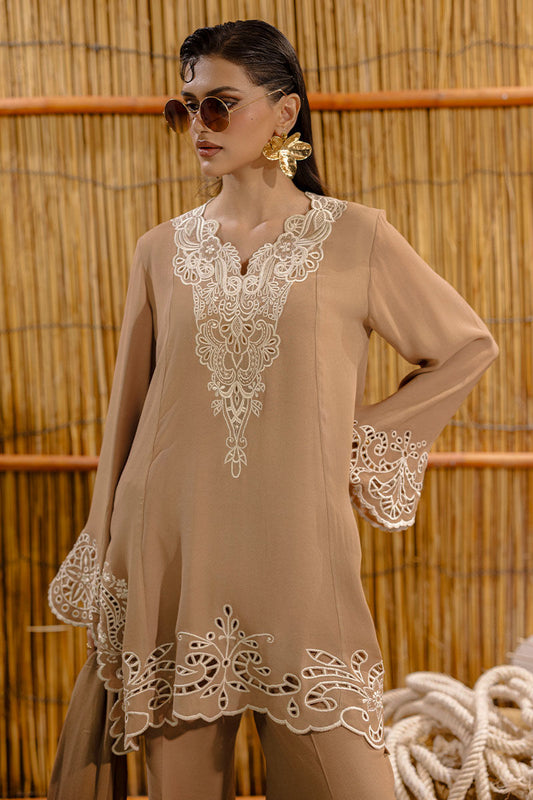 Nayab Shirt and Dupatta With Pants