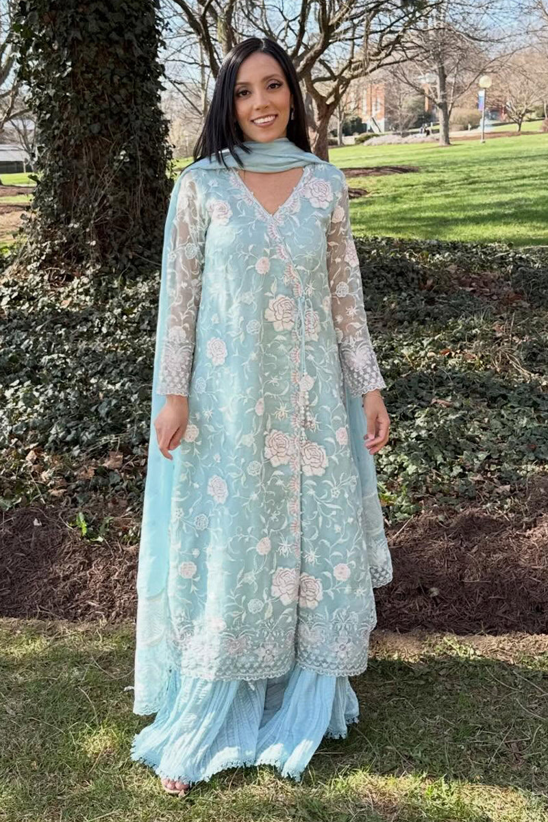 Zaani In Ditsy