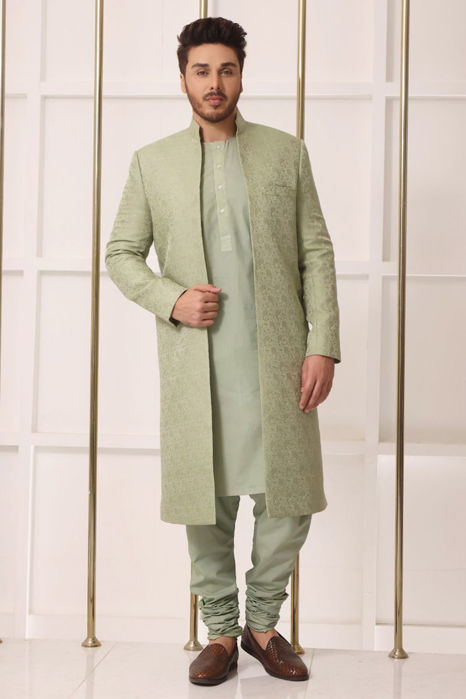Picture of Ahsan Khan in Mint Aura