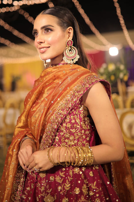 Iqra Aziz in Zeb