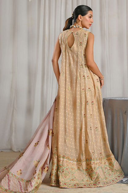 Noelle Kalidaar and Dupatta