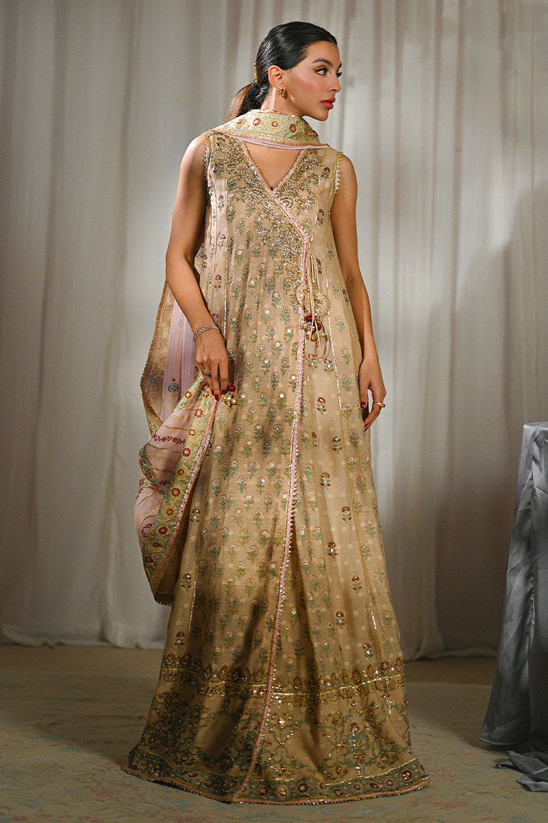 Noelle Kalidaar and Dupatta