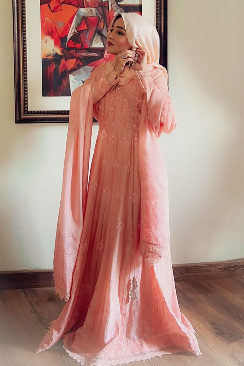 Mahnoor Kalidaar and Dupatta