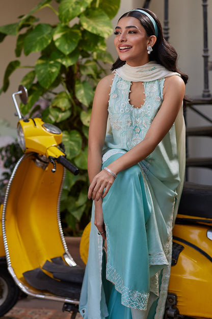 Rihanna Kalidaar and Dupatta