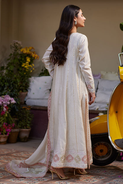 Alessia Kalidaar and Dupatta