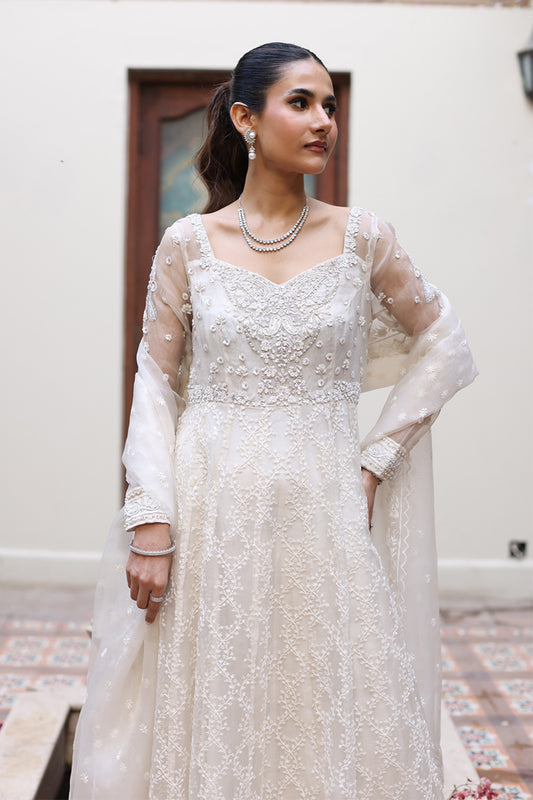 Elenora Kalidaar and Dupatta