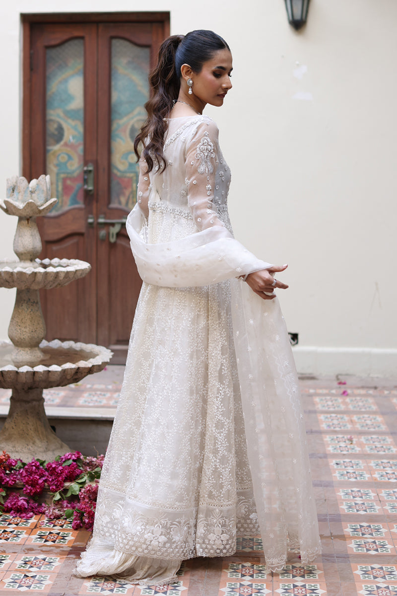 Elenora Kalidaar and Dupatta