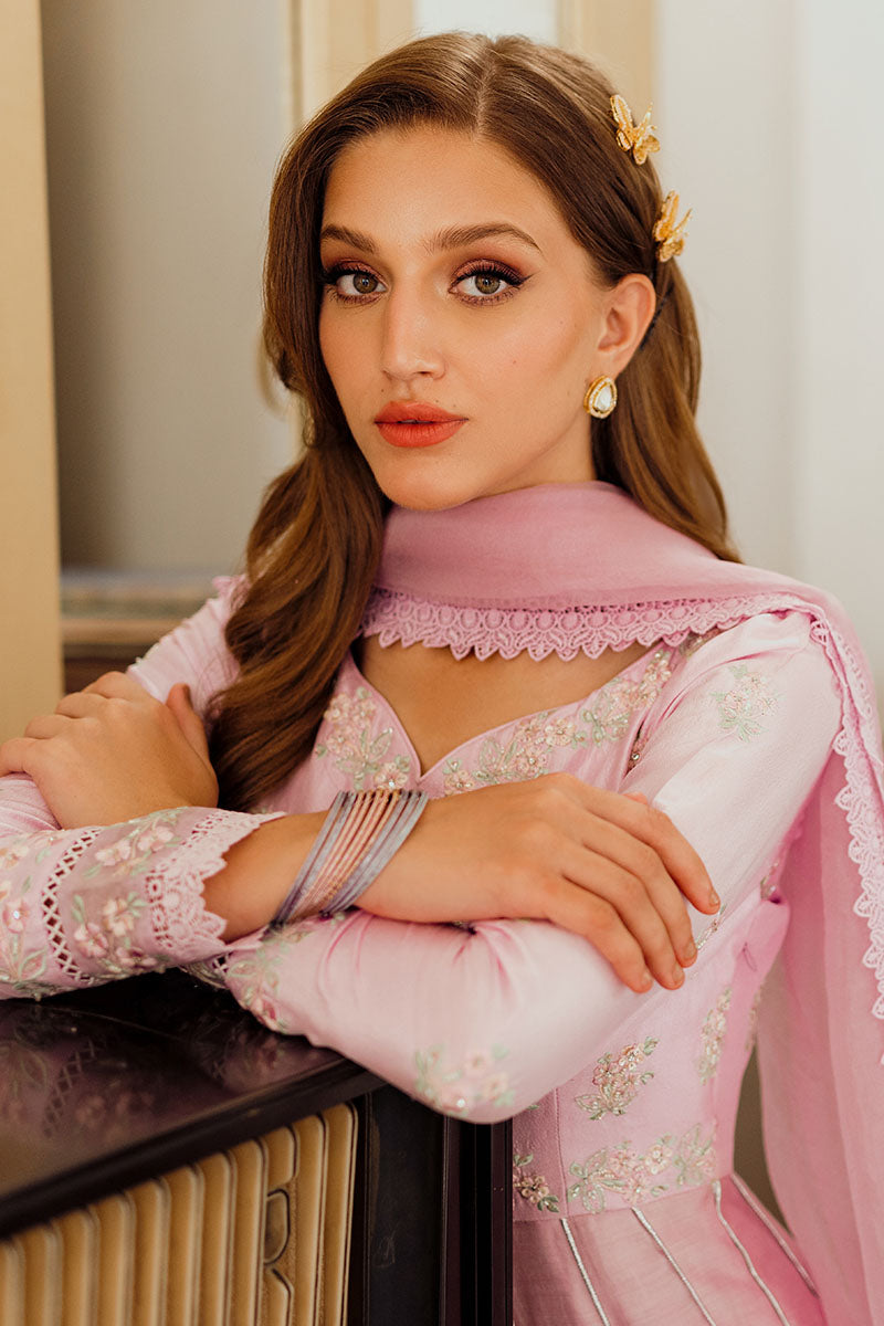 Esra Kalidaar and Dupatta