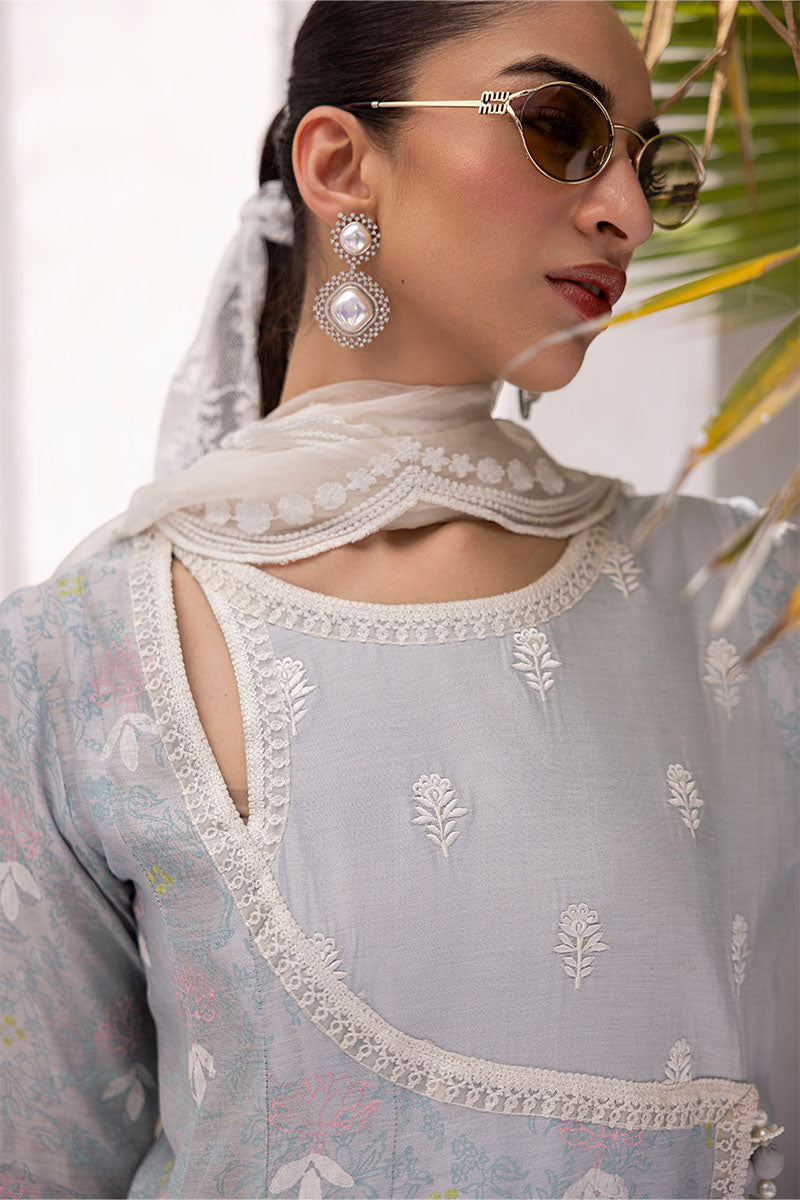 Solene Klaidaar and Dupatta