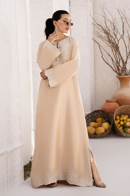 Junia Kaftaan