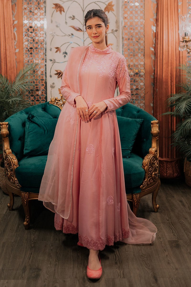 Cascade Kalidaar and Dupatta