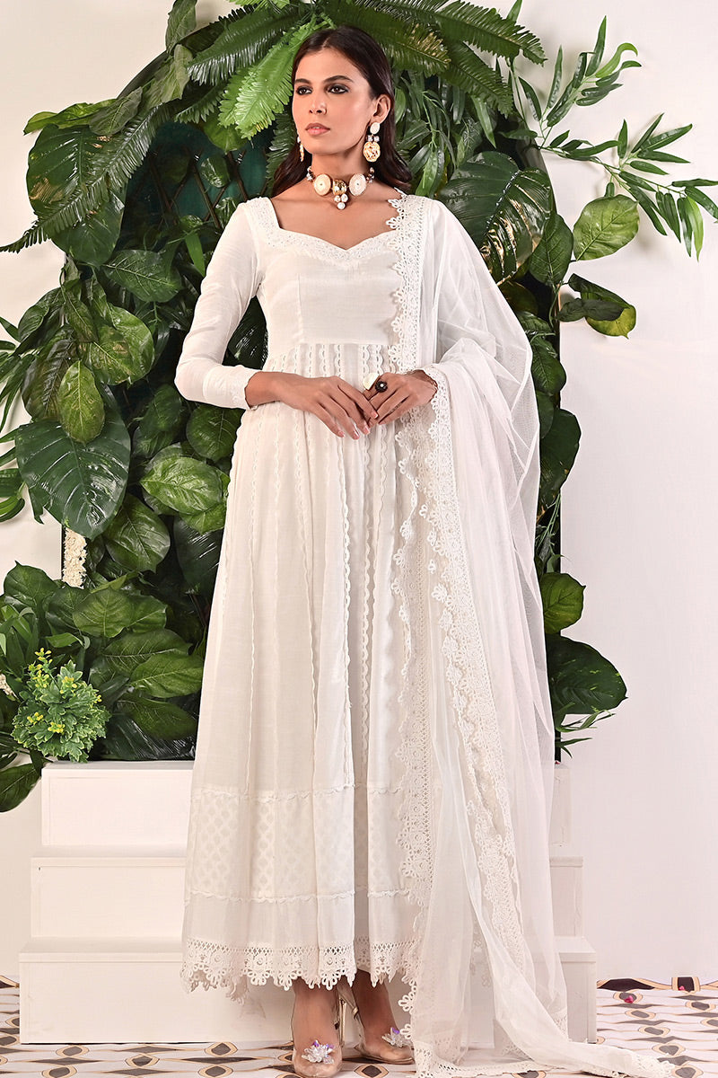Whisper white Kalidaar and Dupatta With Pants