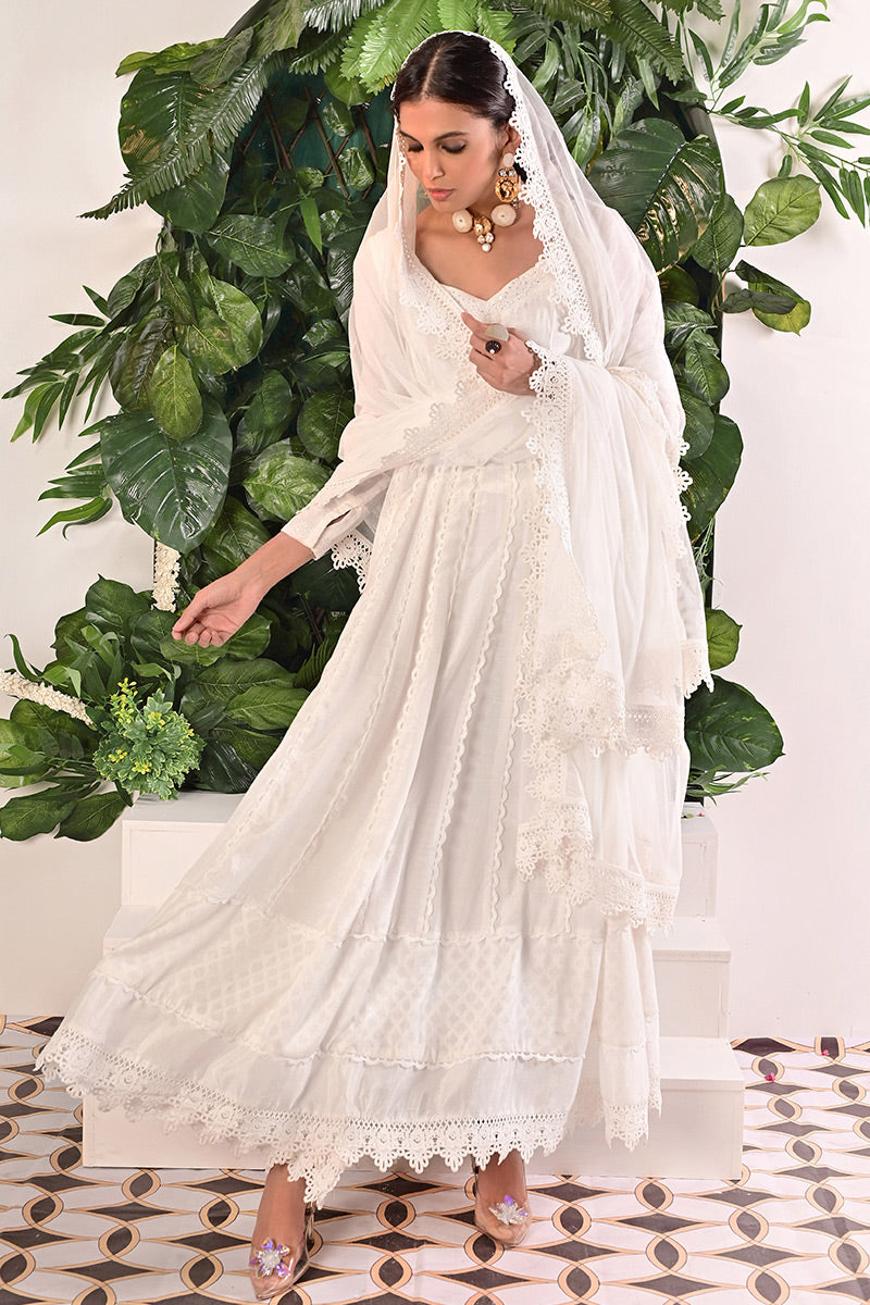 Whisper white Kalidaar and Dupatta With Pants