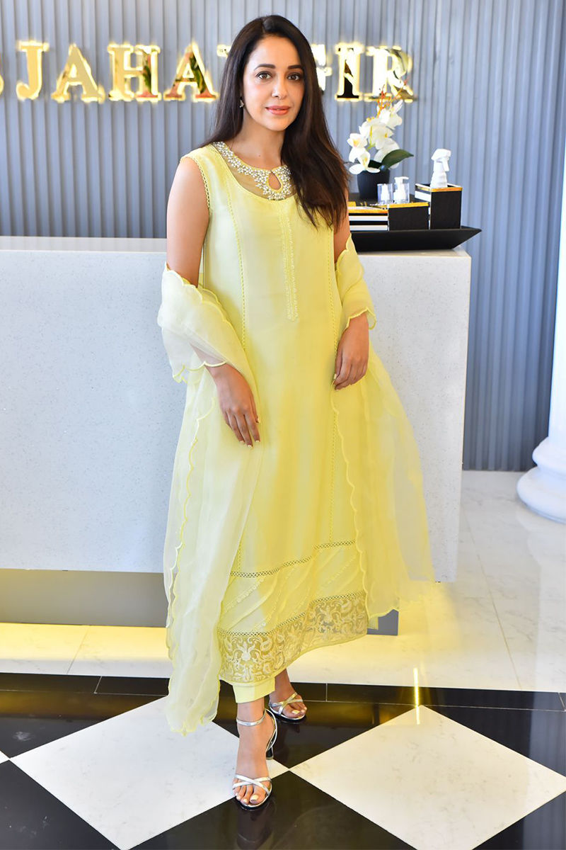 ARIA-Yellow Shirt and Pants