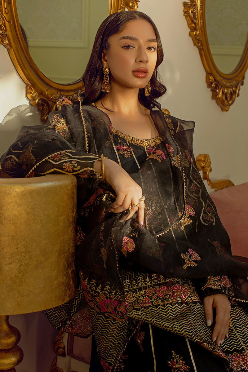 Amaya Kalidaar and Dupatta With Pants