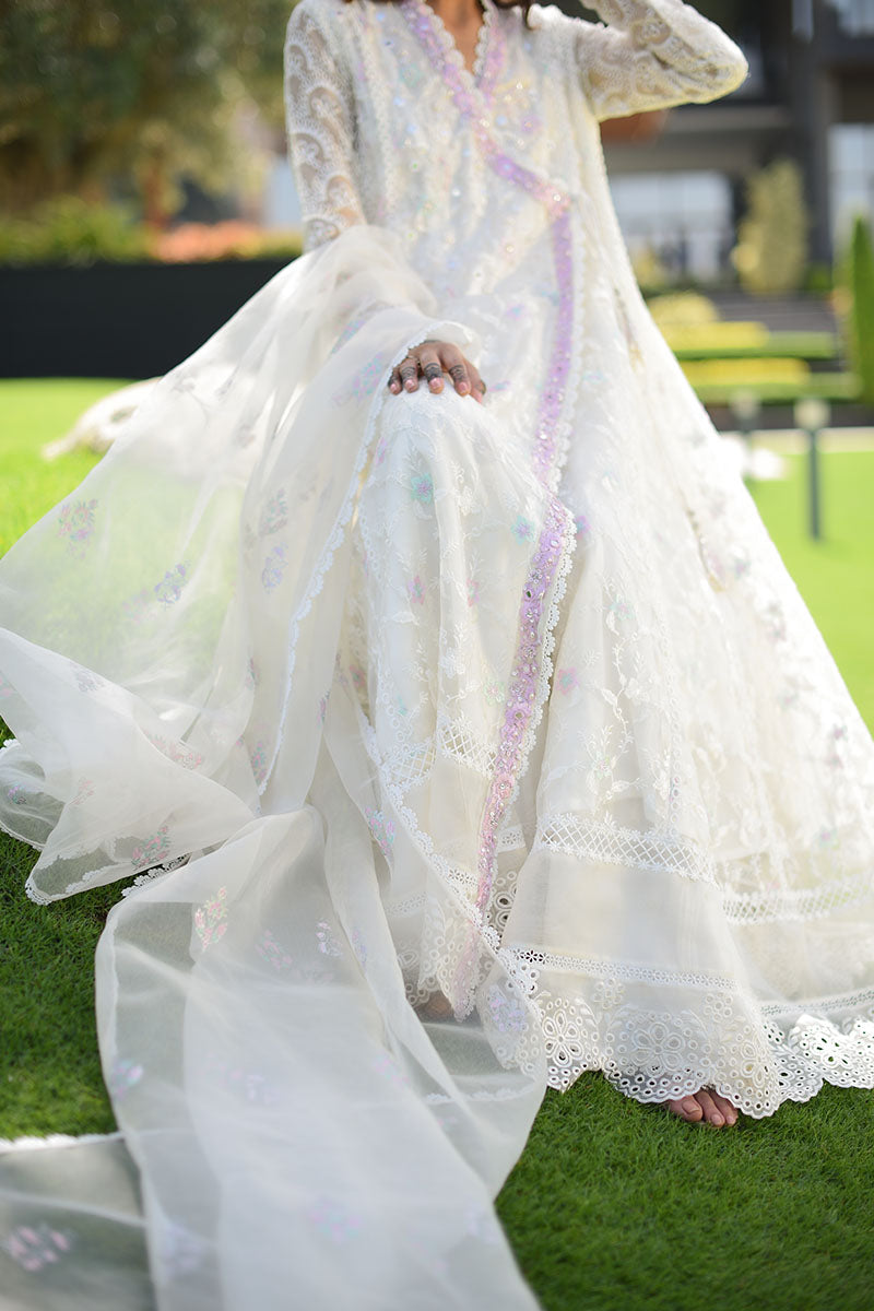 Cloud dancer Kalidaar and Dupatta