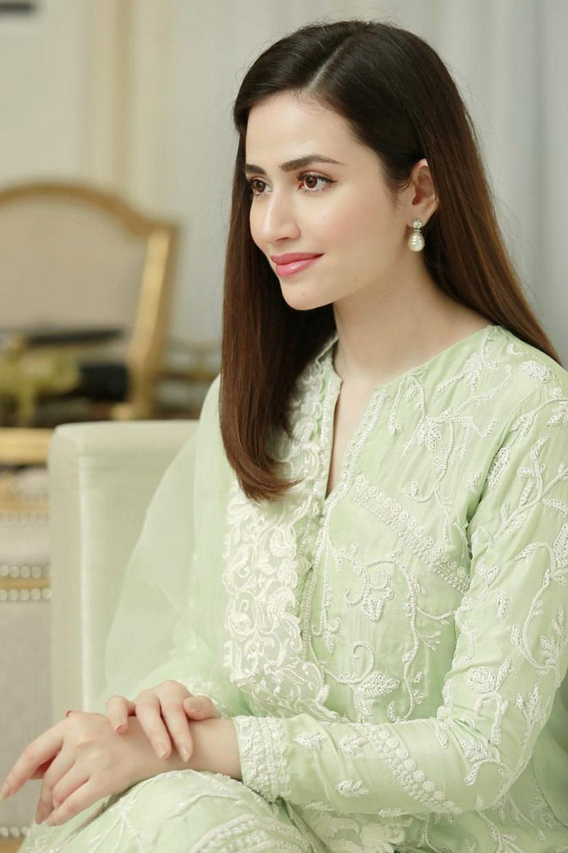 Green Bouquet Shirt and Dupatta With Pants