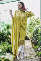 Picture of Knotted asymmetrical kaftan