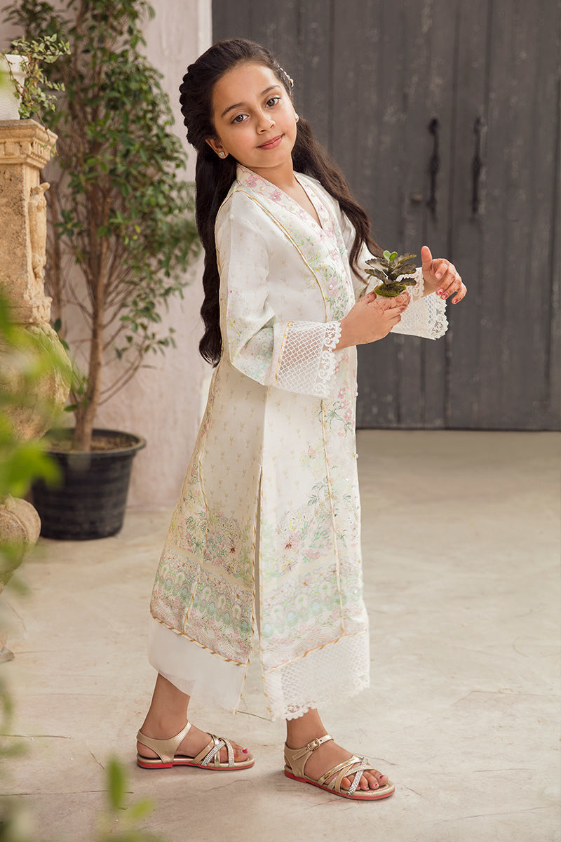 pakistani white dress for girl