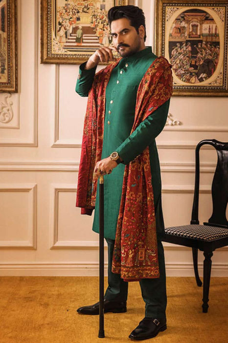 Picture of Humayun Saeed In Sultan