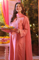 Picture of Hania Amir in Azalea