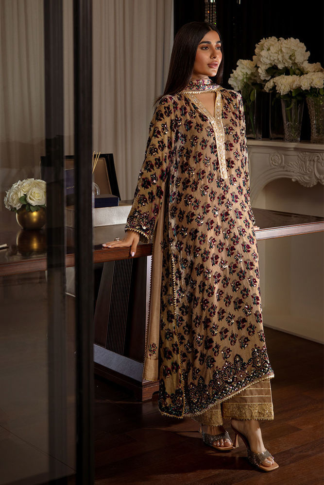 ansab-jahangir-studio-lauren